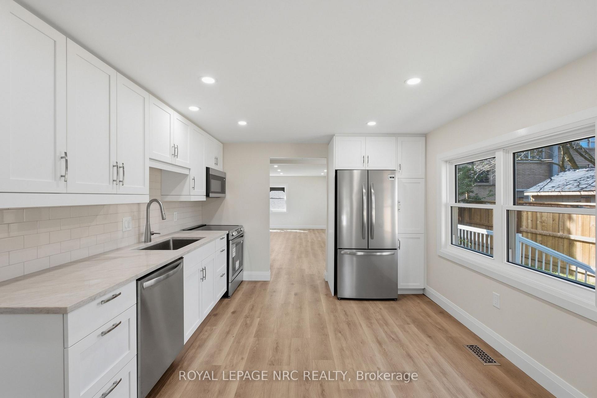 Photo 7 of 116 Dufferin Street, West Lincoln, Smithville — HOMEH