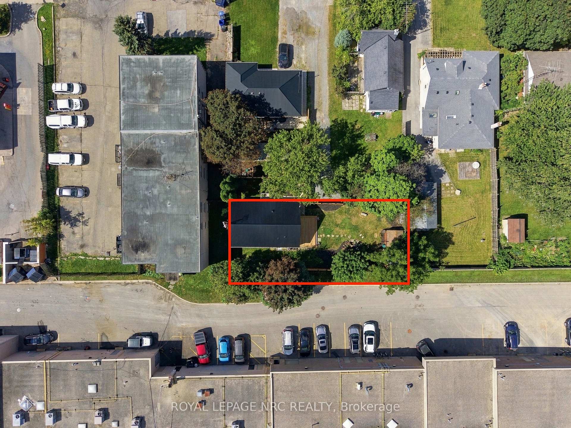Photo 16 of 116 Dufferin Street, West Lincoln, Smithville — HOMEH