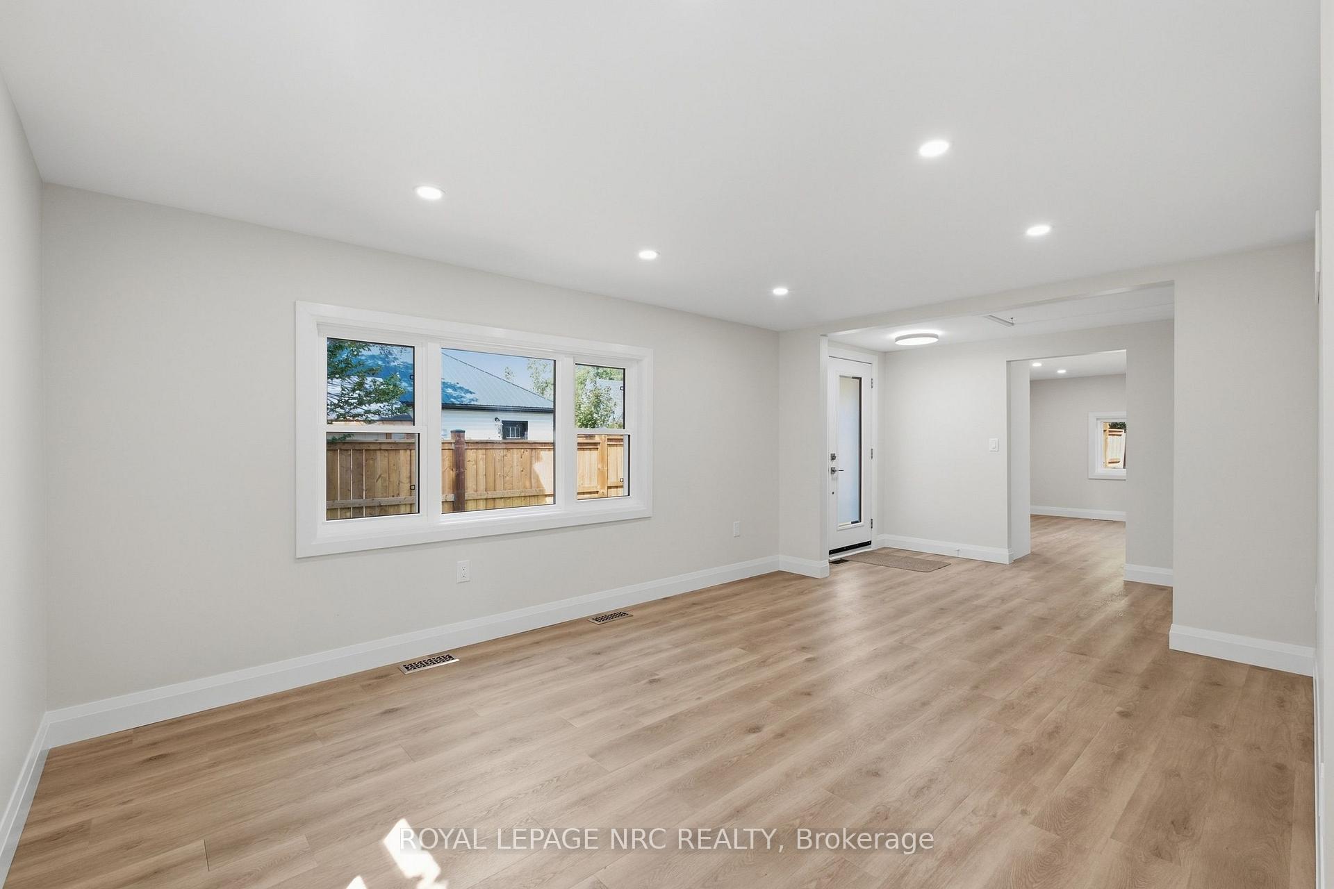 Photo 26 of 116 Dufferin Street, West Lincoln, Smithville — HOMEH