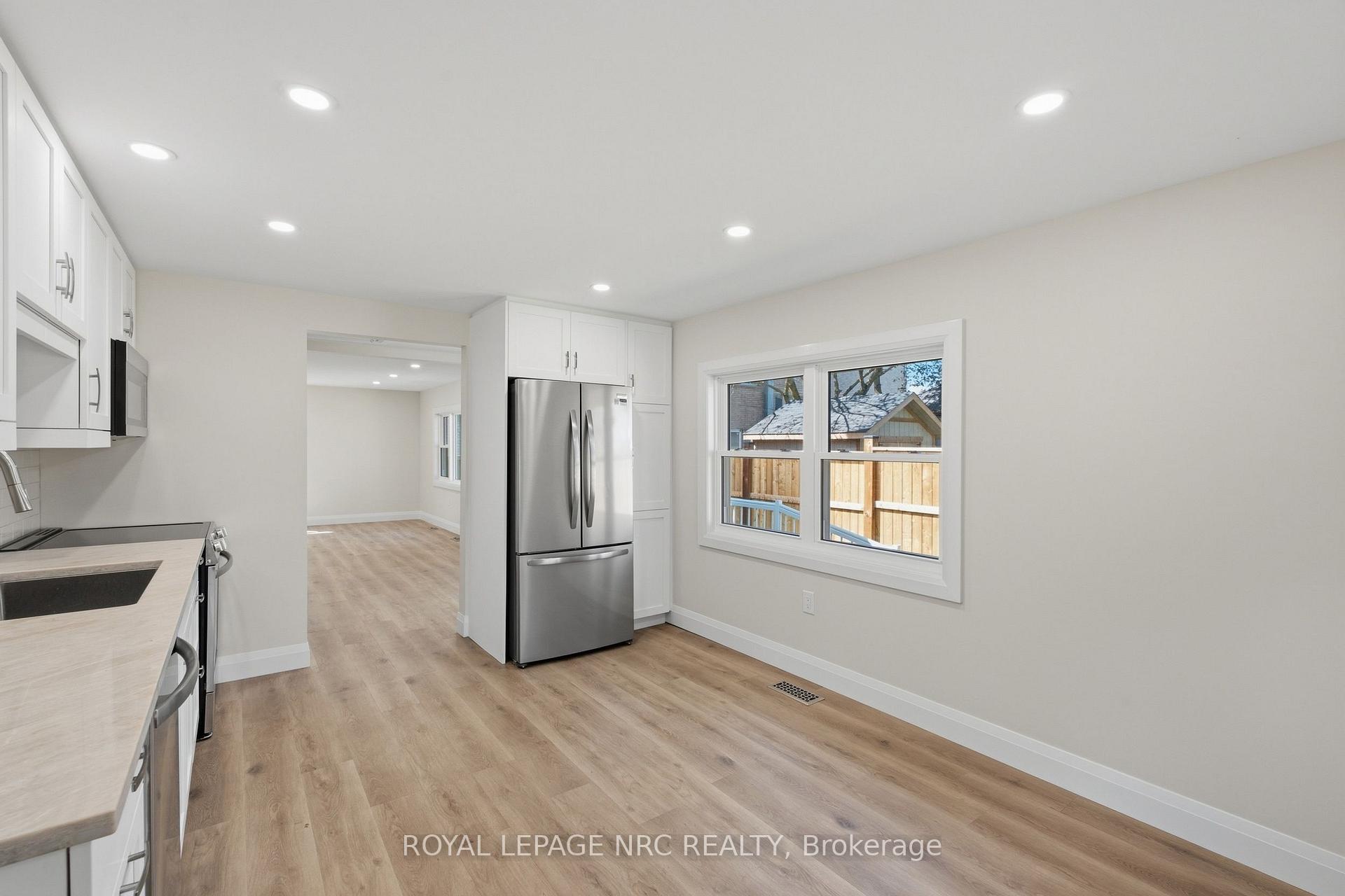 Photo 28 of 116 Dufferin Street, West Lincoln, Smithville — HOMEH