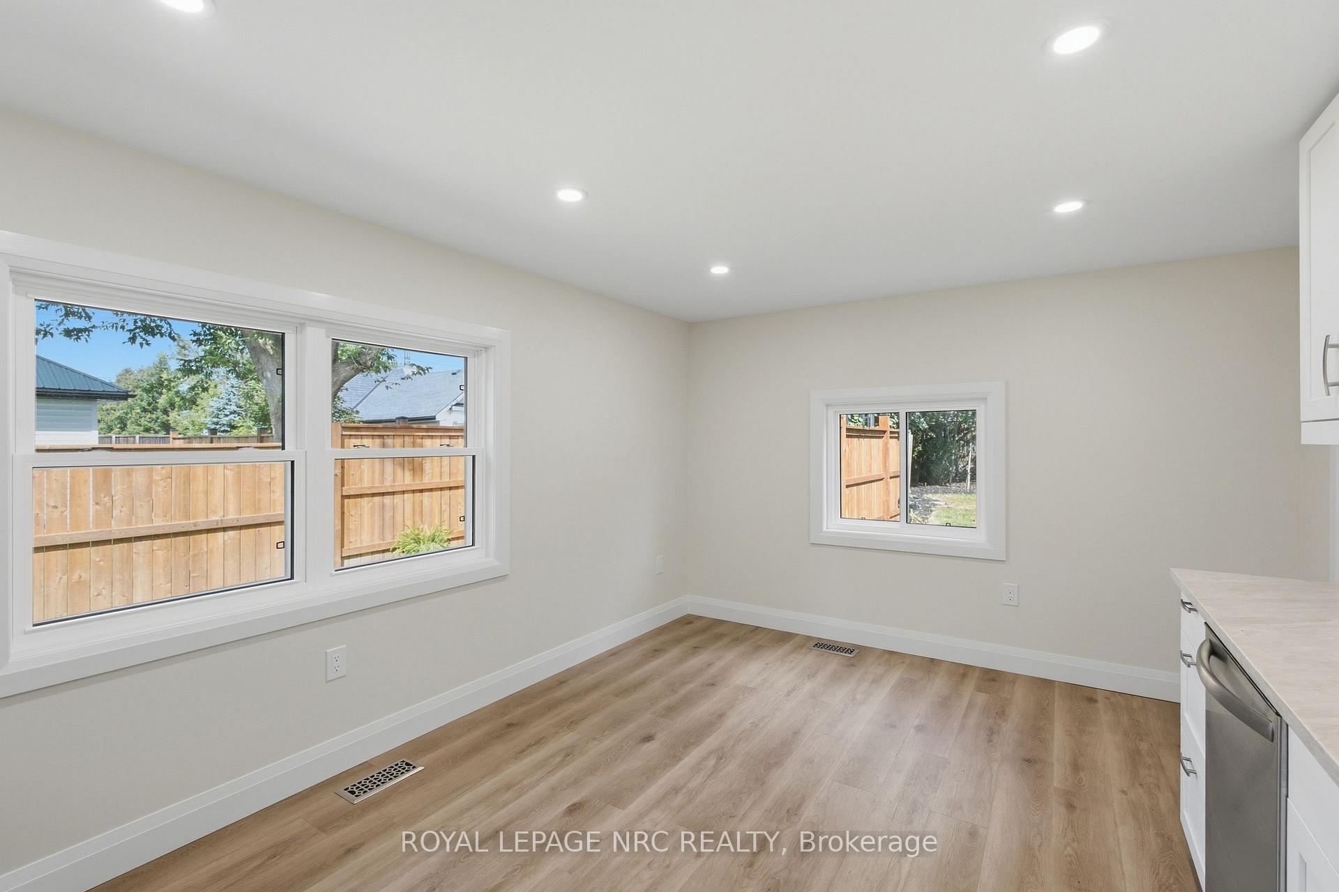 Photo 29 of 116 Dufferin Street, West Lincoln, Smithville — HOMEH