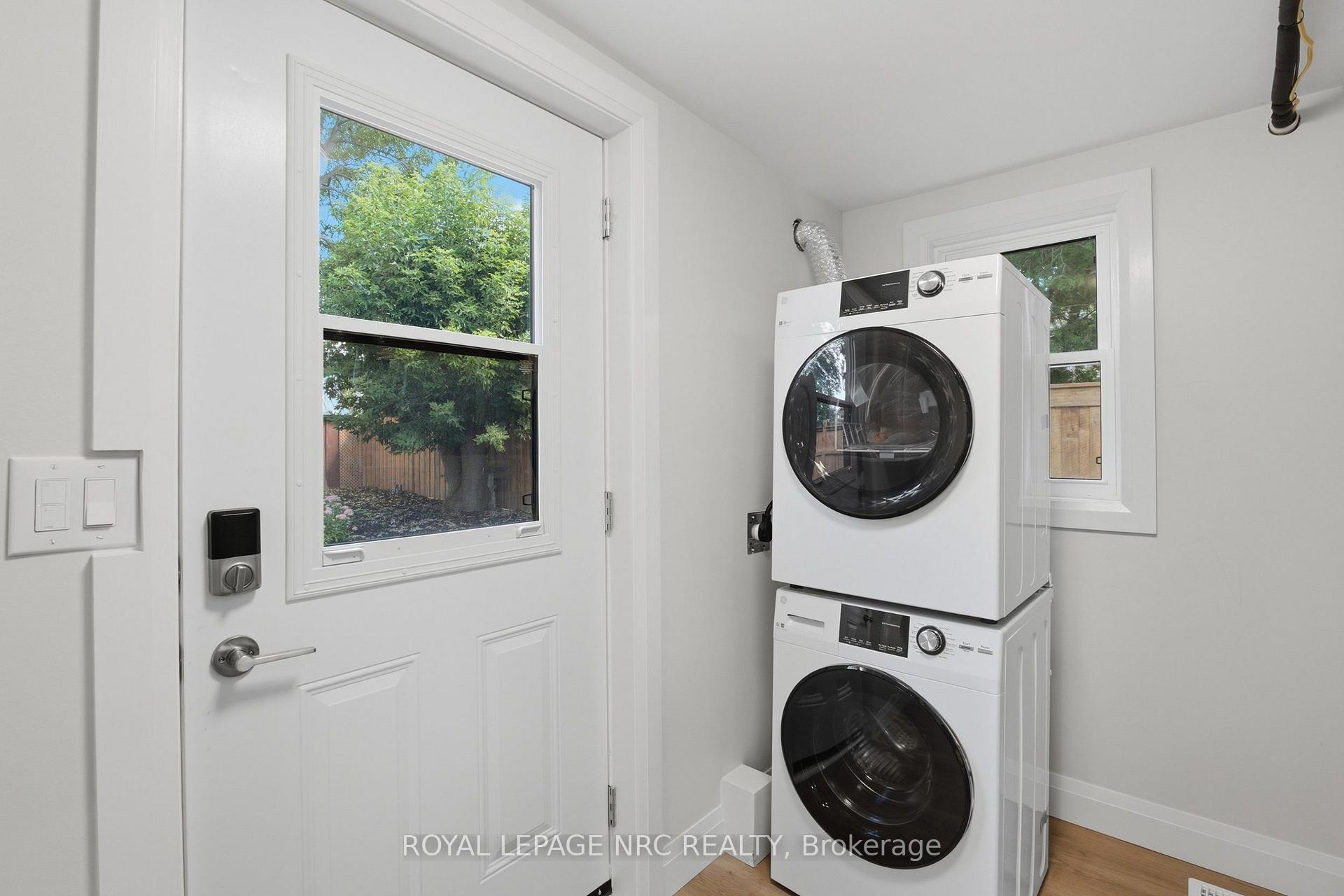 Photo 36 of 116 Dufferin Street, West Lincoln, Smithville — HOMEH