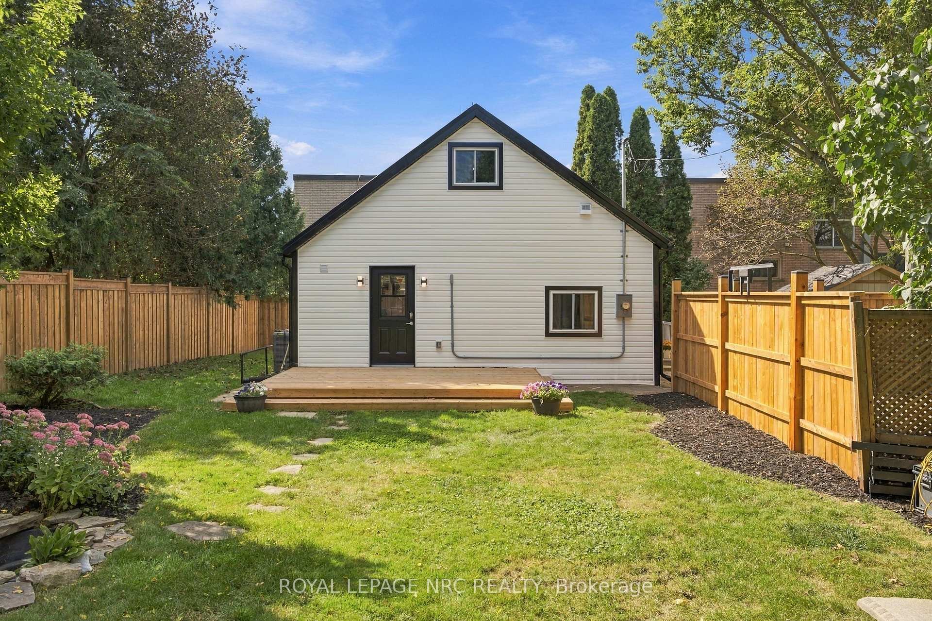 Photo 42 of 116 Dufferin Street, West Lincoln, Smithville — HOMEH