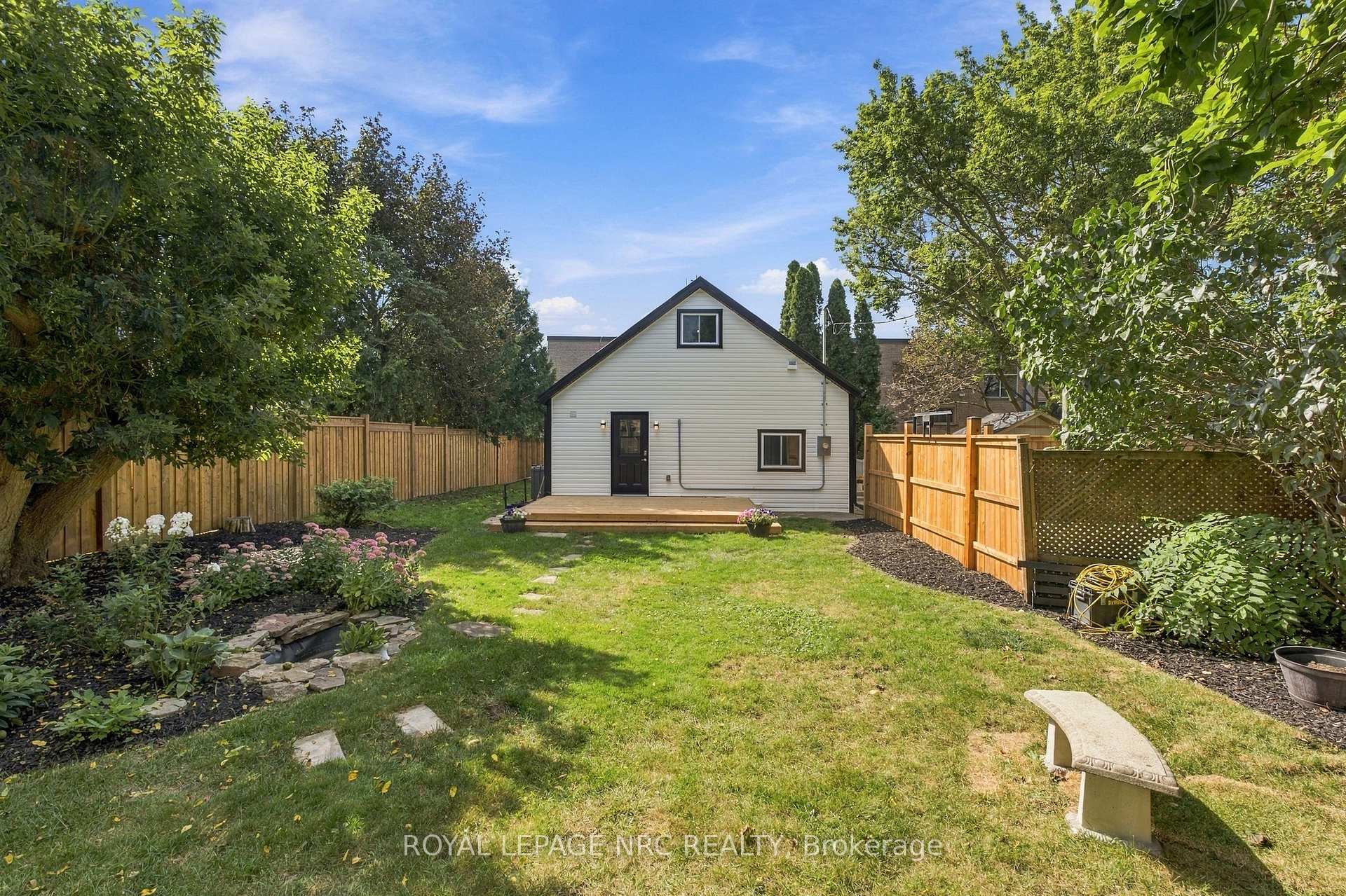 Photo 44 of 116 Dufferin Street, West Lincoln, Smithville — HOMEH