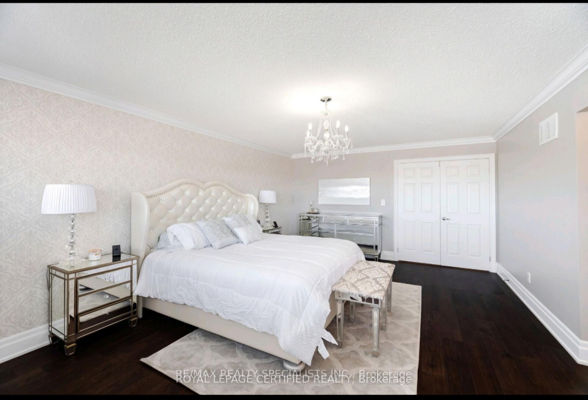 Photo 18 of 122 Teal Crest Circle, Brampton, Credit Valley — HOMEH