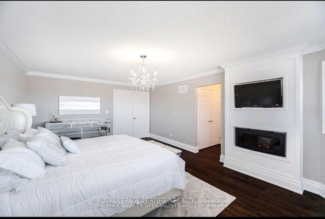 Photo 19 of 122 Teal Crest Circle, Brampton, Credit Valley — HOMEH