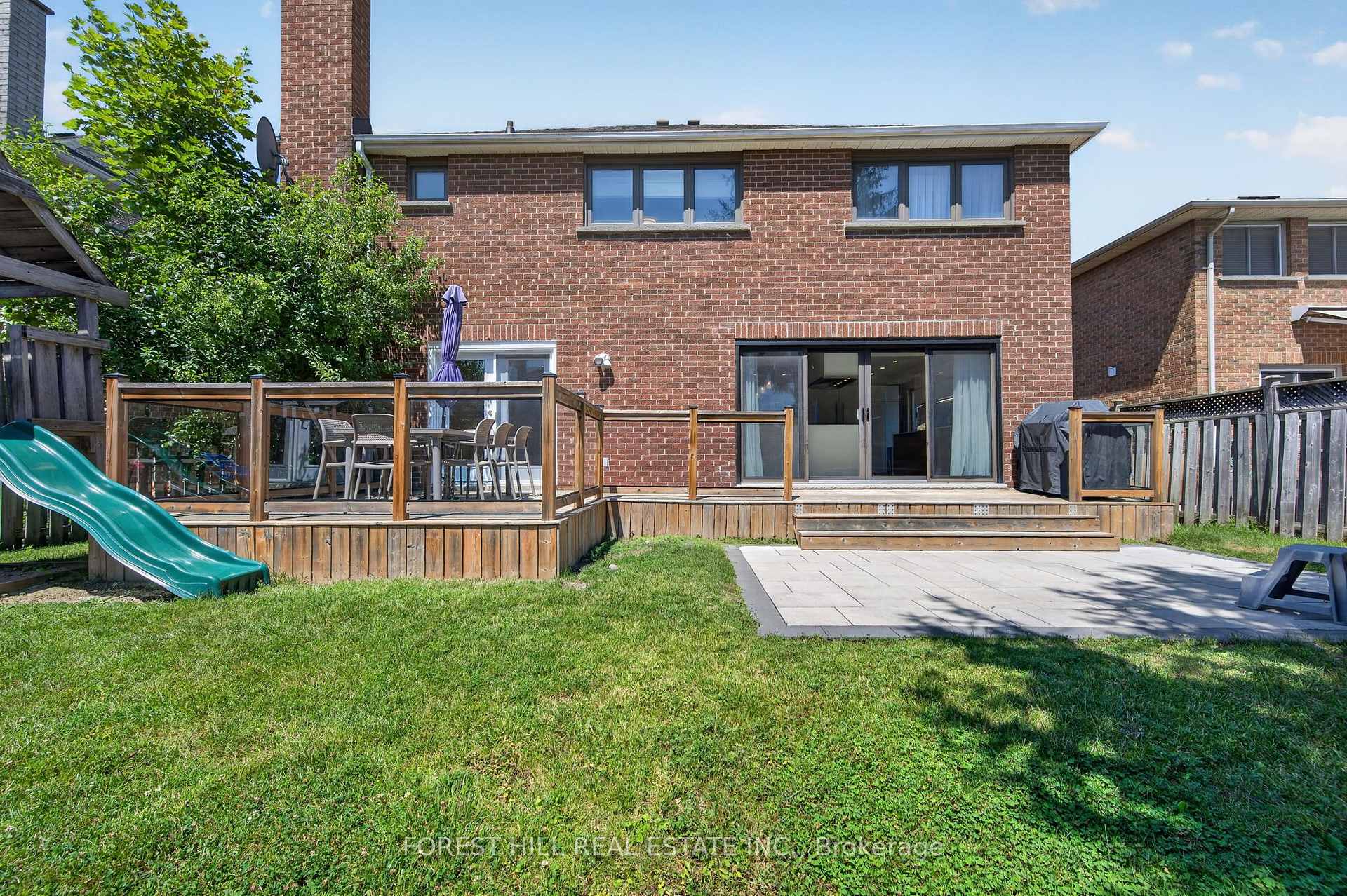 Photo 34 of 38 Crystal Drive, Richmond Hill, Mill Pond — HOMEH