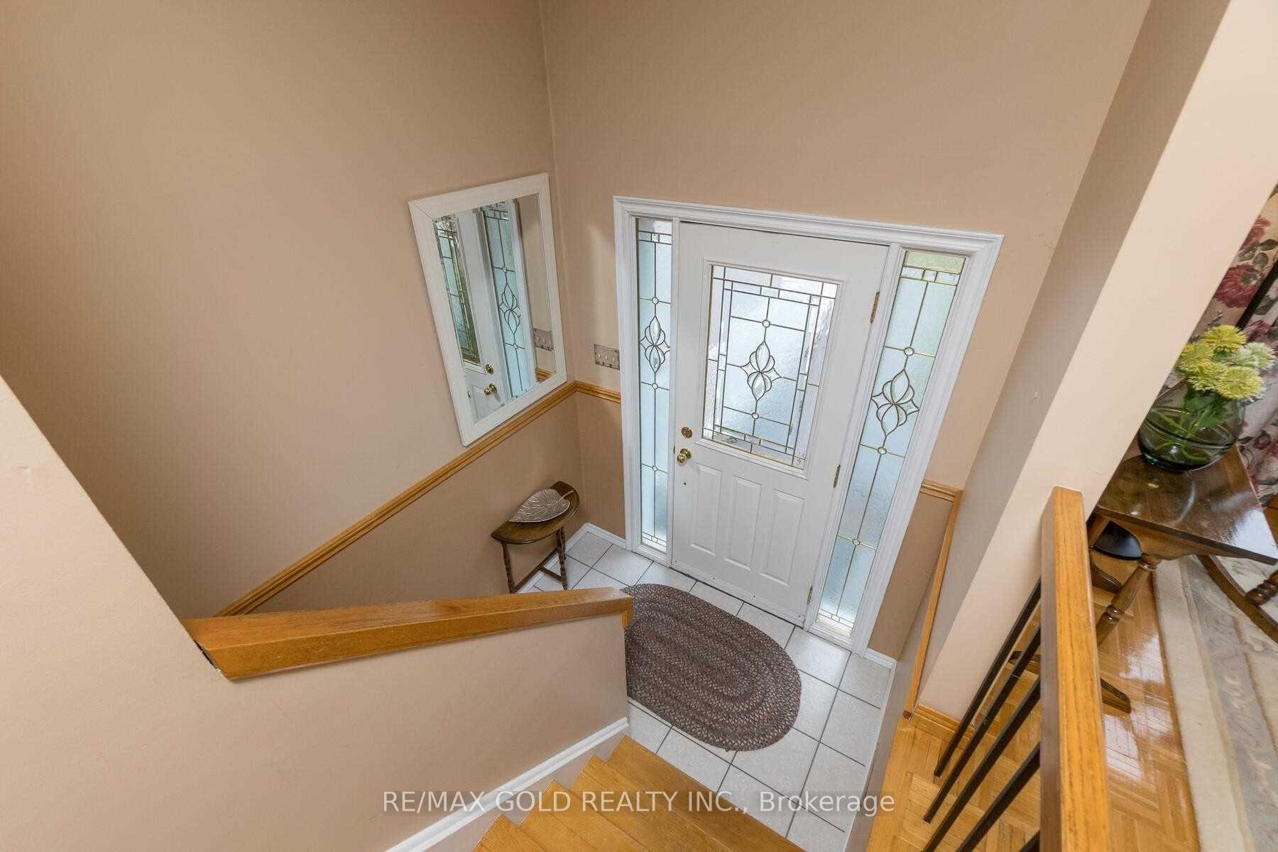 Photo 4 of 32 Glenforest Road, Brampton, Northgate — HOMEH