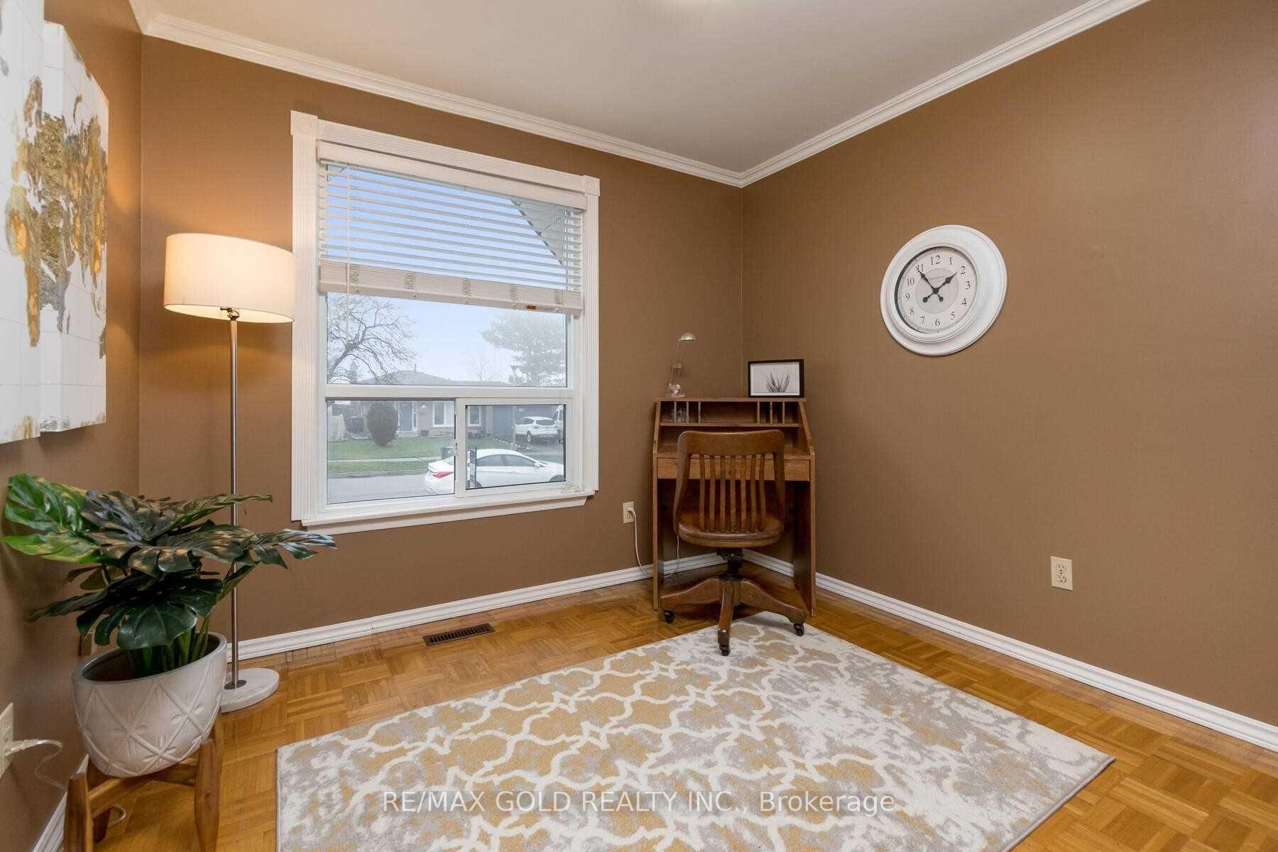 Photo 11 of 32 Glenforest Road, Brampton, Northgate — HOMEH