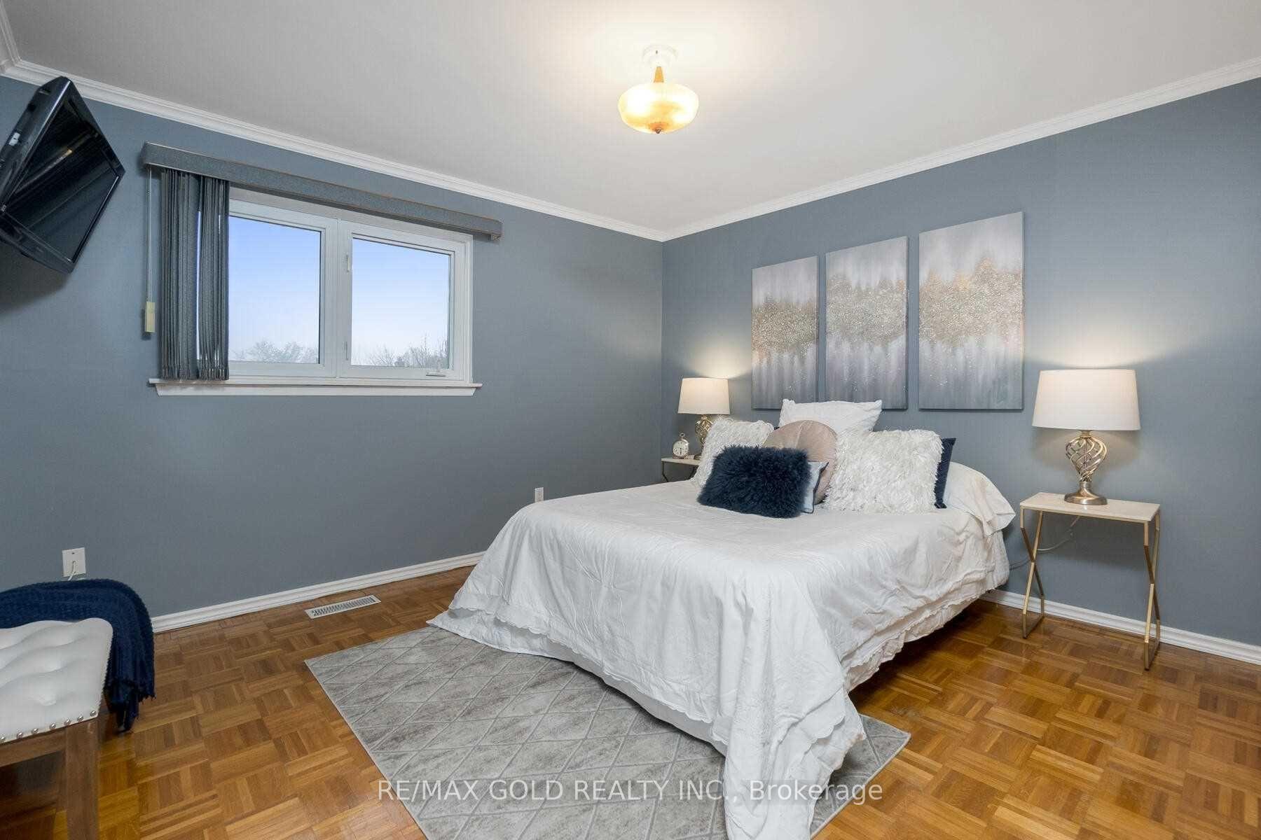Photo 12 of 32 Glenforest Road, Brampton, Northgate — HOMEH