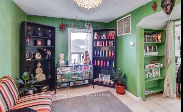 Photo 9 of Unit Upper, 2538 Weston Road, North York, Humberlea-Pelmo Park — HOMEH