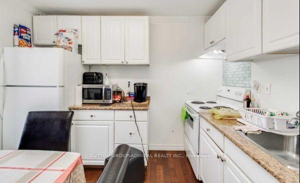 Photo 17 of Unit Upper, 2538 Weston Road, North York, Humberlea-Pelmo Park — HOMEH