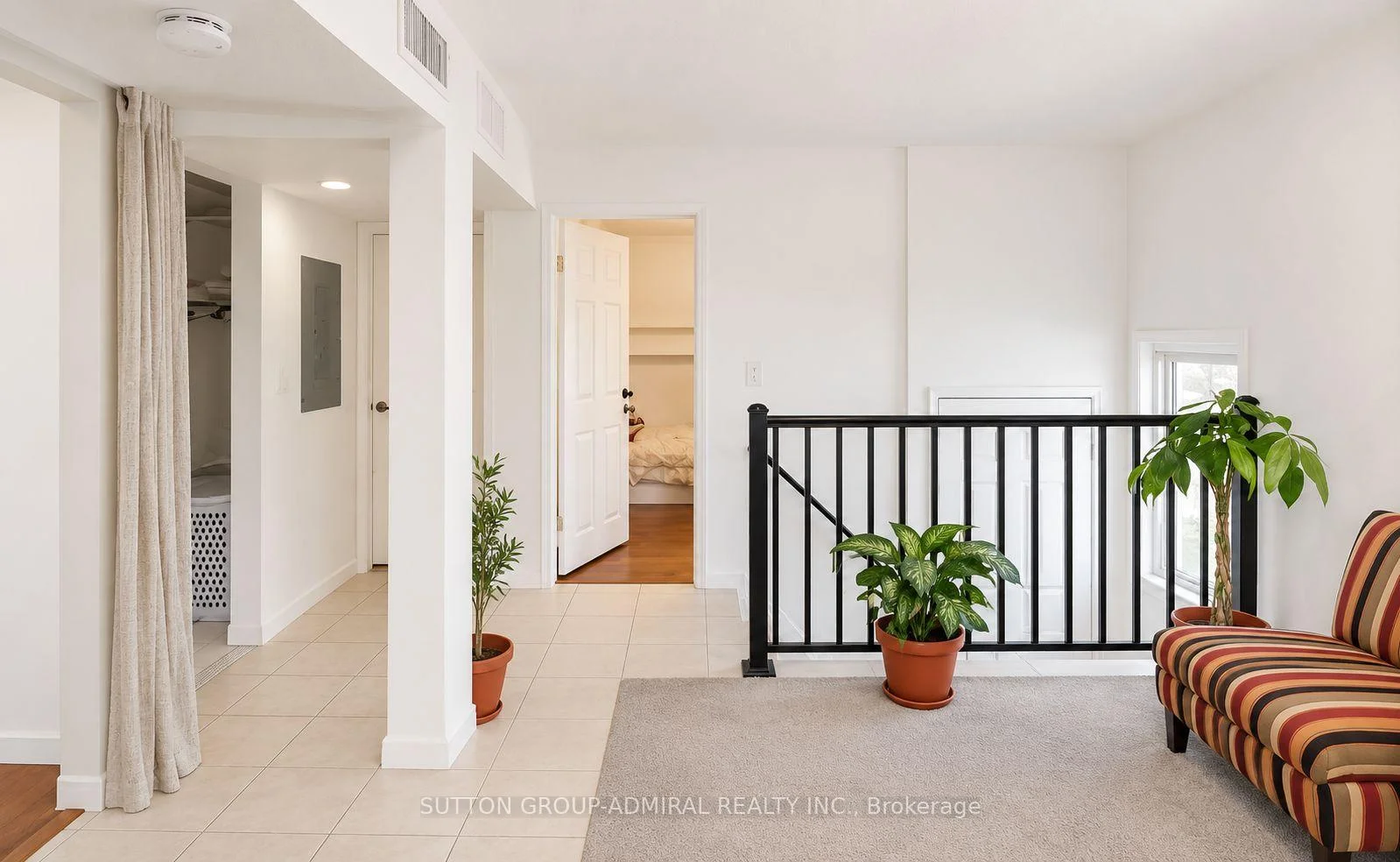 Photo 8 of Unit Upper, 2538 Weston Road, North York, Humberlea-Pelmo Park — HOMEH