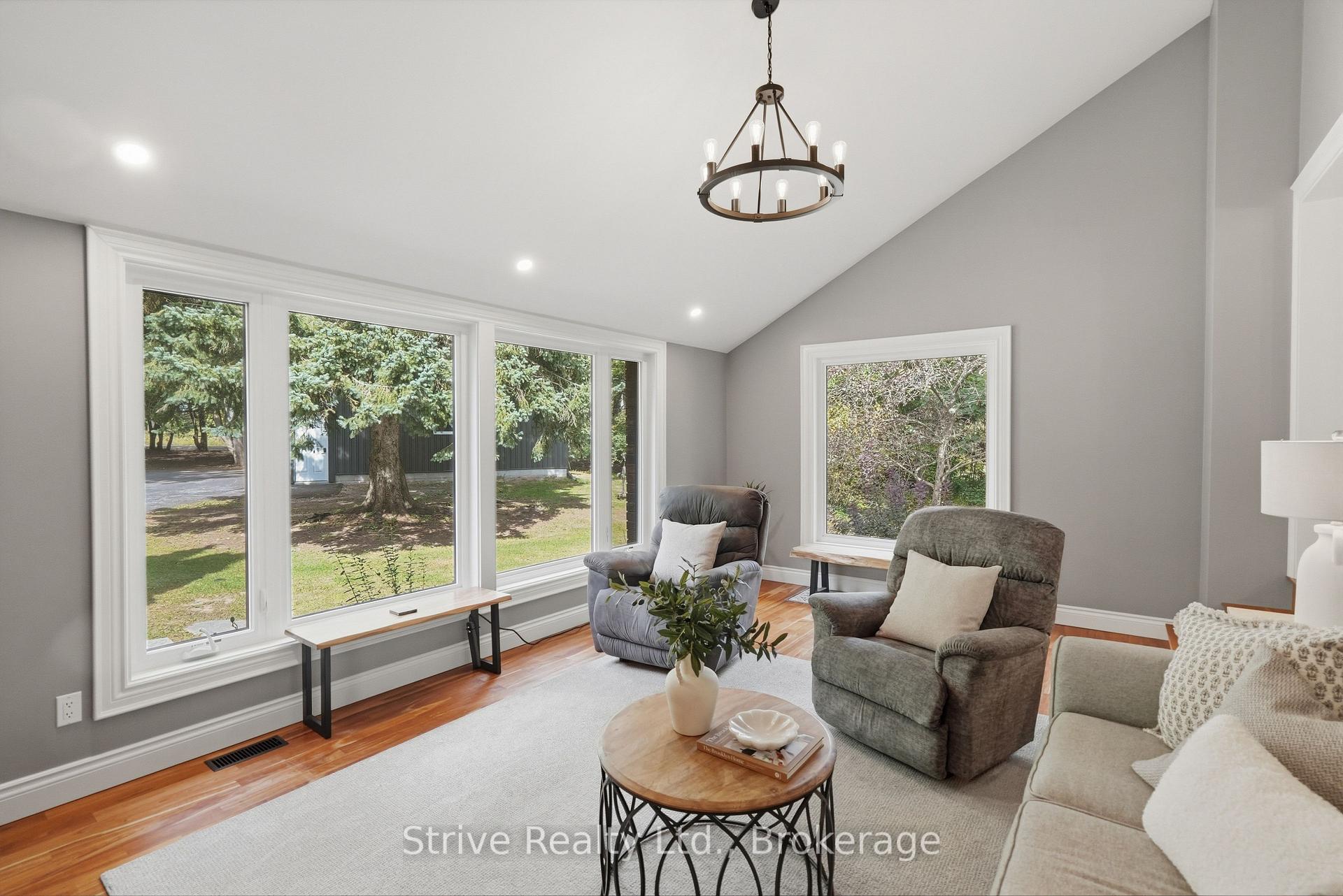 Photo 5 of 1068 Telecom Road, Kawartha Lakes, Manvers — HOMEH