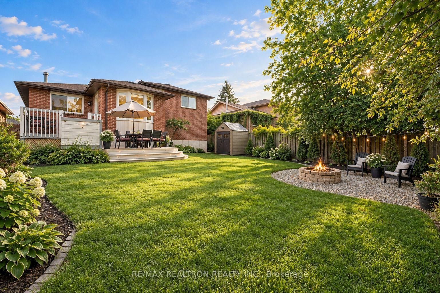 Photo 31 of 18 Castille Crescent, Georgina, Keswick South — HOMEH