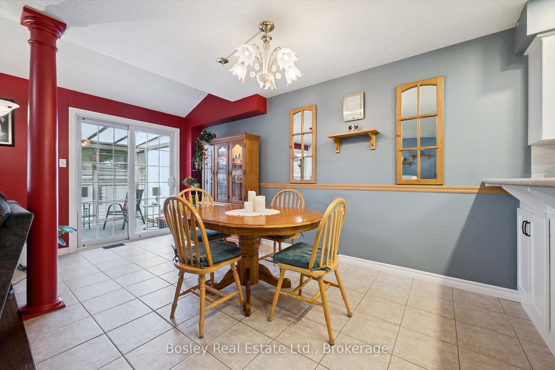 Photo 21 of 292 Millburn Boulevard, Centre Wellington, Fergus — HOMEH