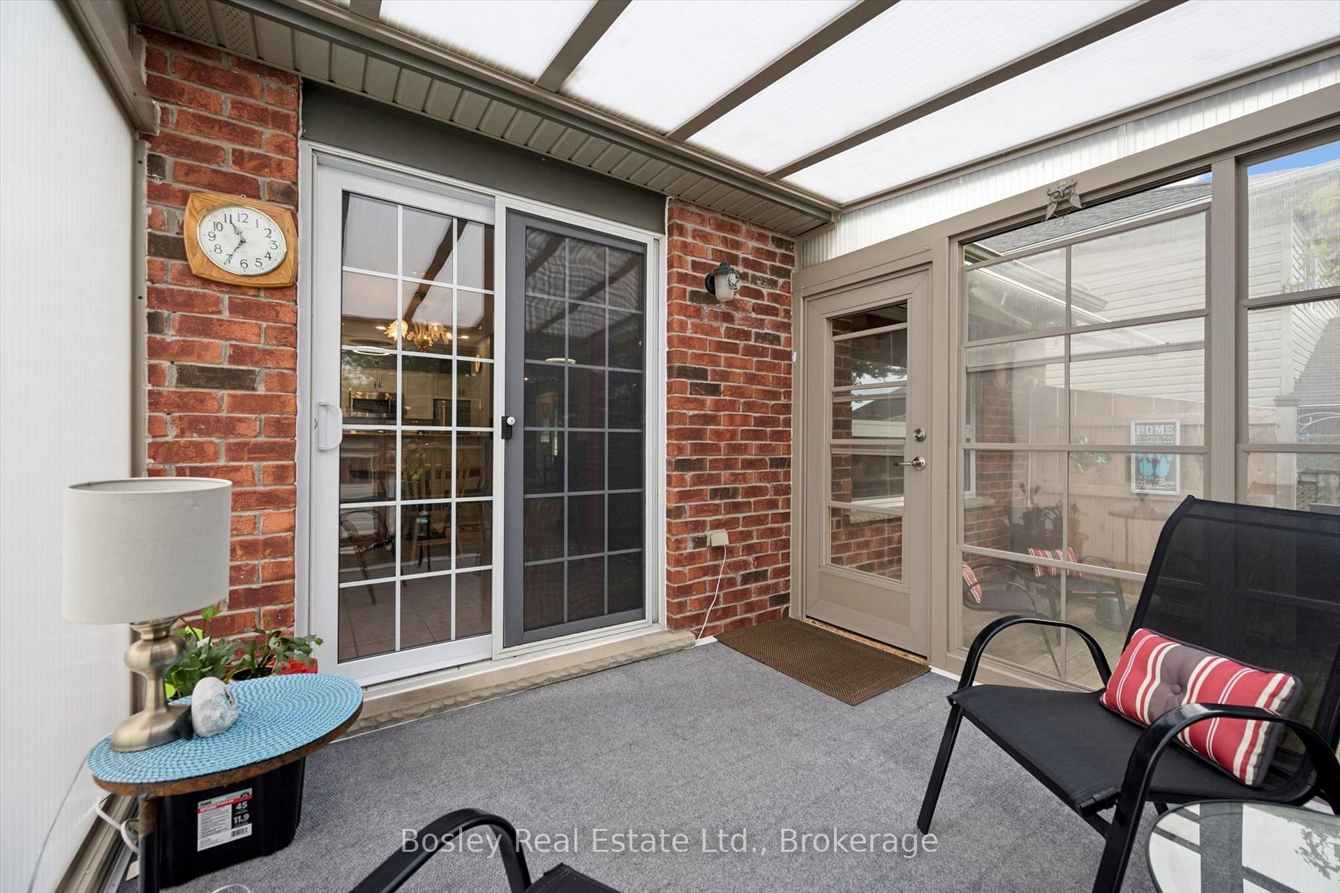Photo 35 of 292 Millburn Boulevard, Centre Wellington, Fergus — HOMEH