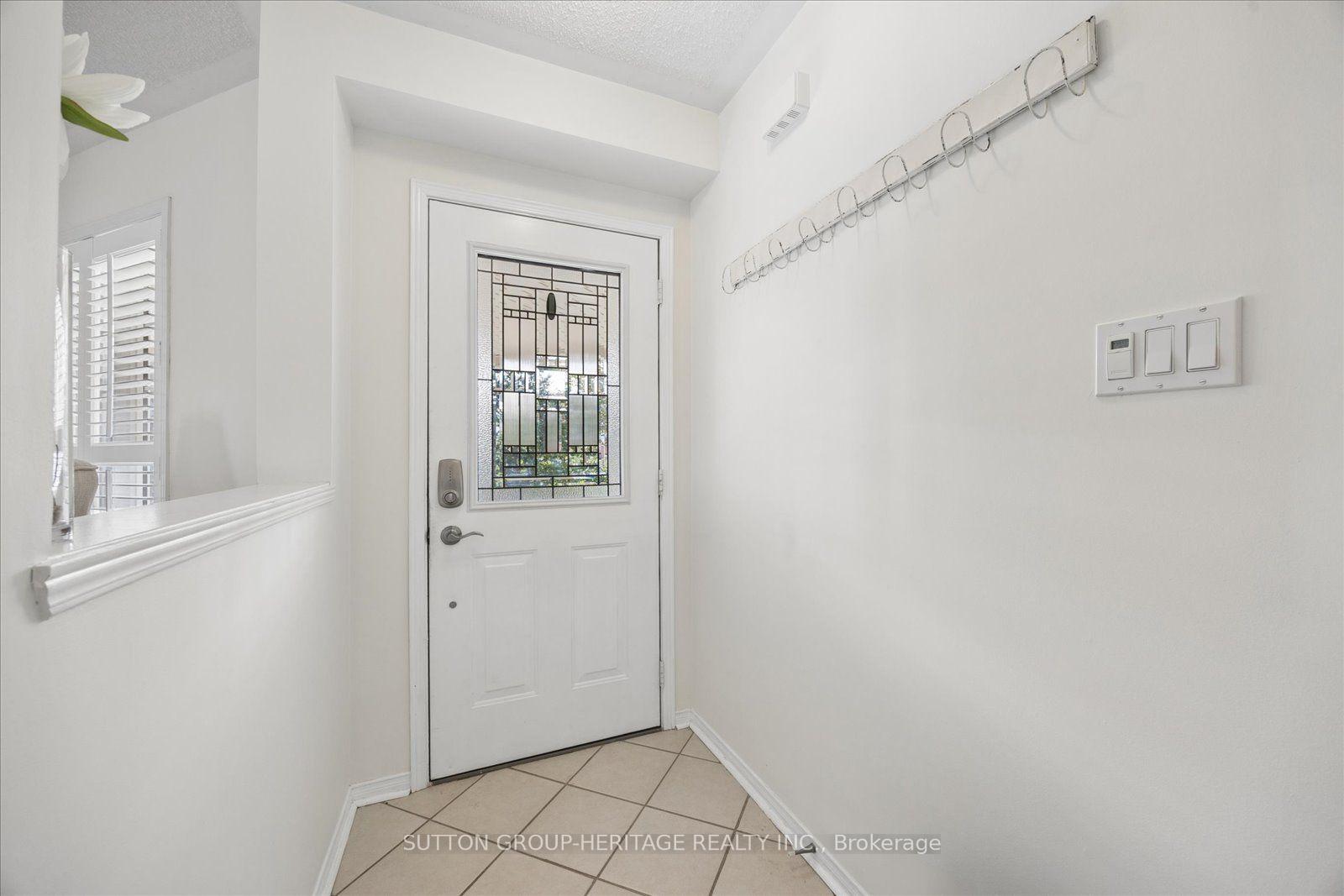 Photo 5 of 83 Calwell Drive, Scugog, Port Perry — HOMEH