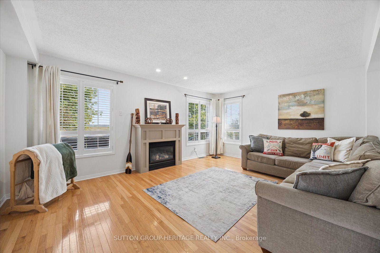 Photo 10 of 83 Calwell Drive, Scugog, Port Perry — HOMEH