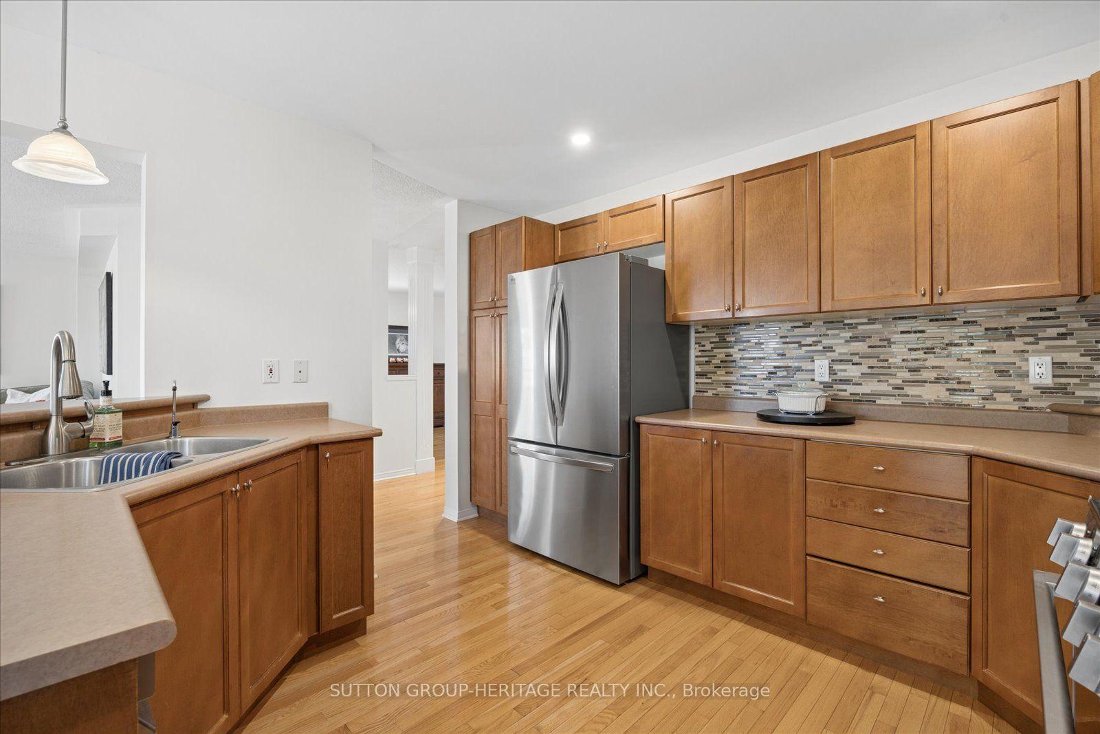 Photo 13 of 83 Calwell Drive, Scugog, Port Perry — HOMEH