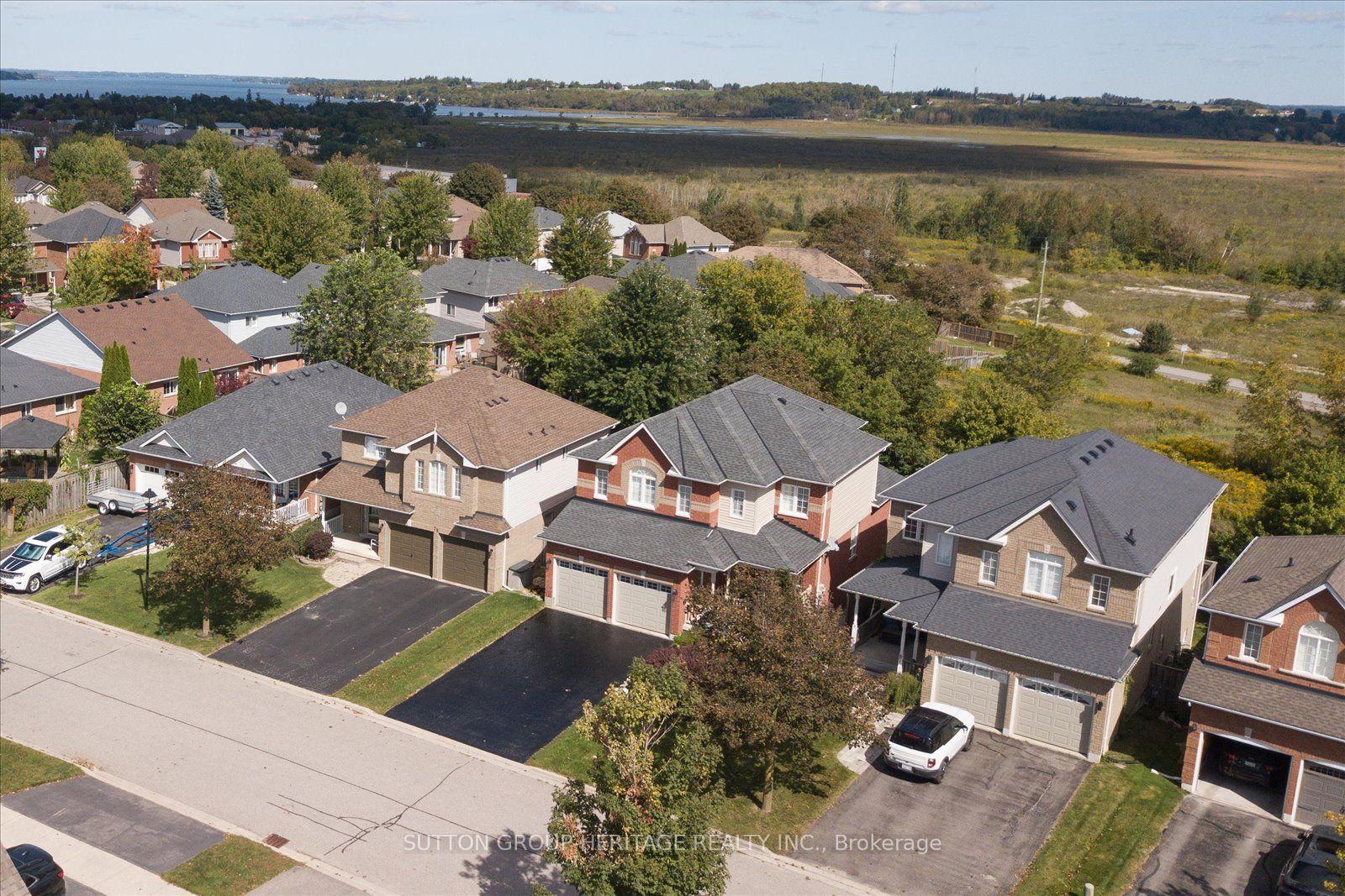 Photo 45 of 83 Calwell Drive, Scugog, Port Perry — HOMEH