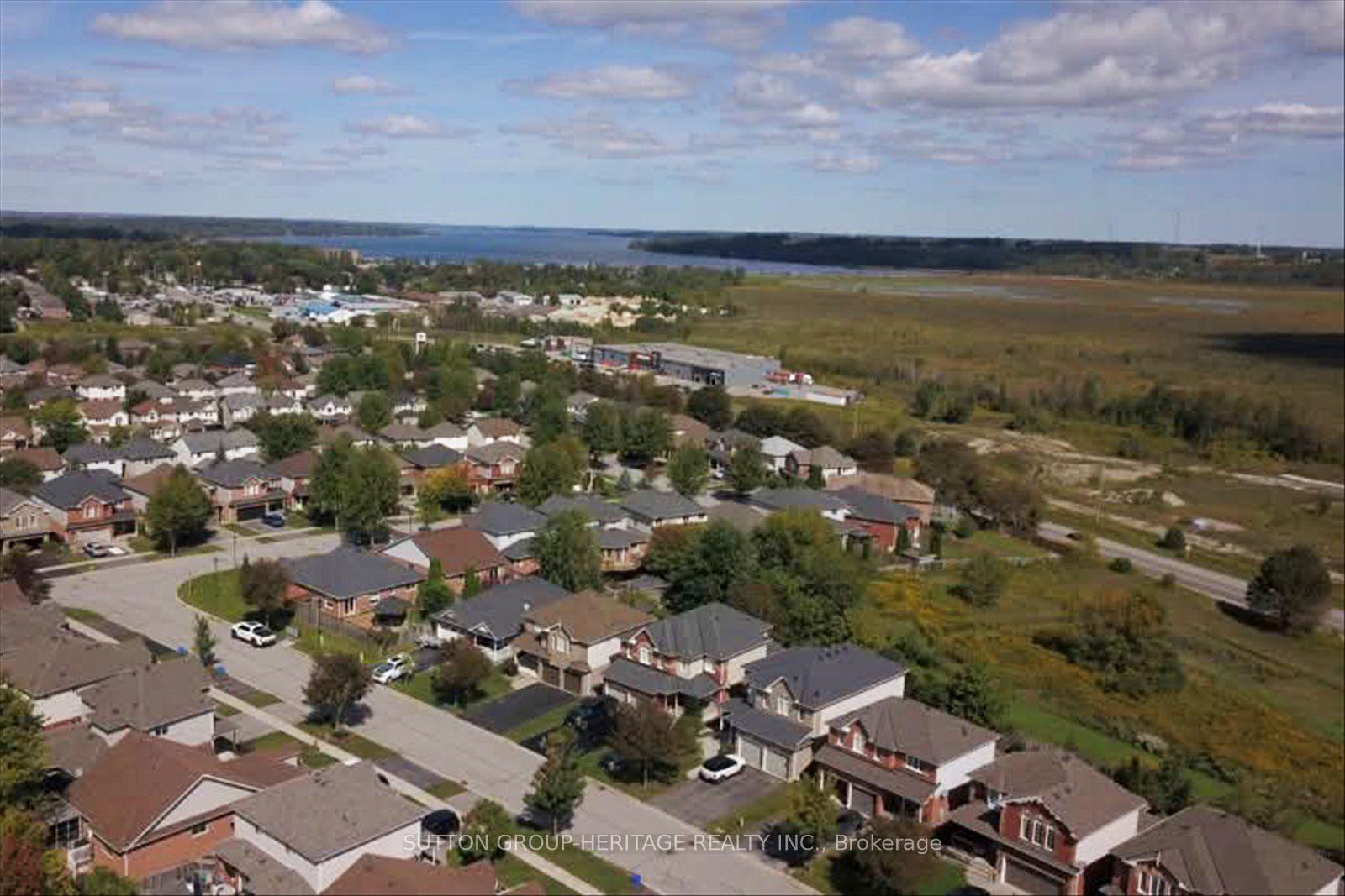 Photo 47 of 83 Calwell Drive, Scugog, Port Perry — HOMEH