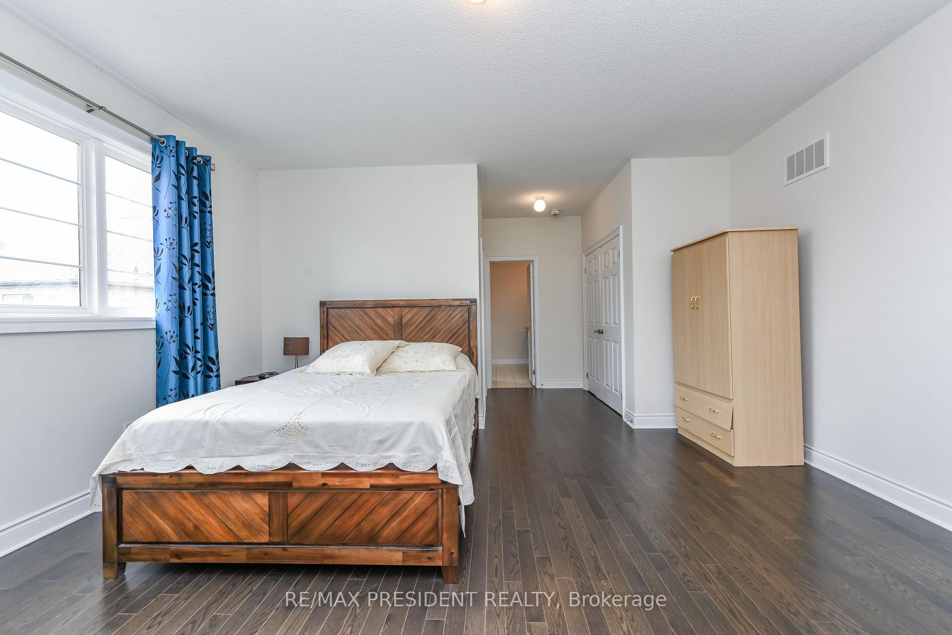 Photo 28 of 19 Jaypeak Road N, Brampton, Toronto Gore Rural Estate — HOMEH