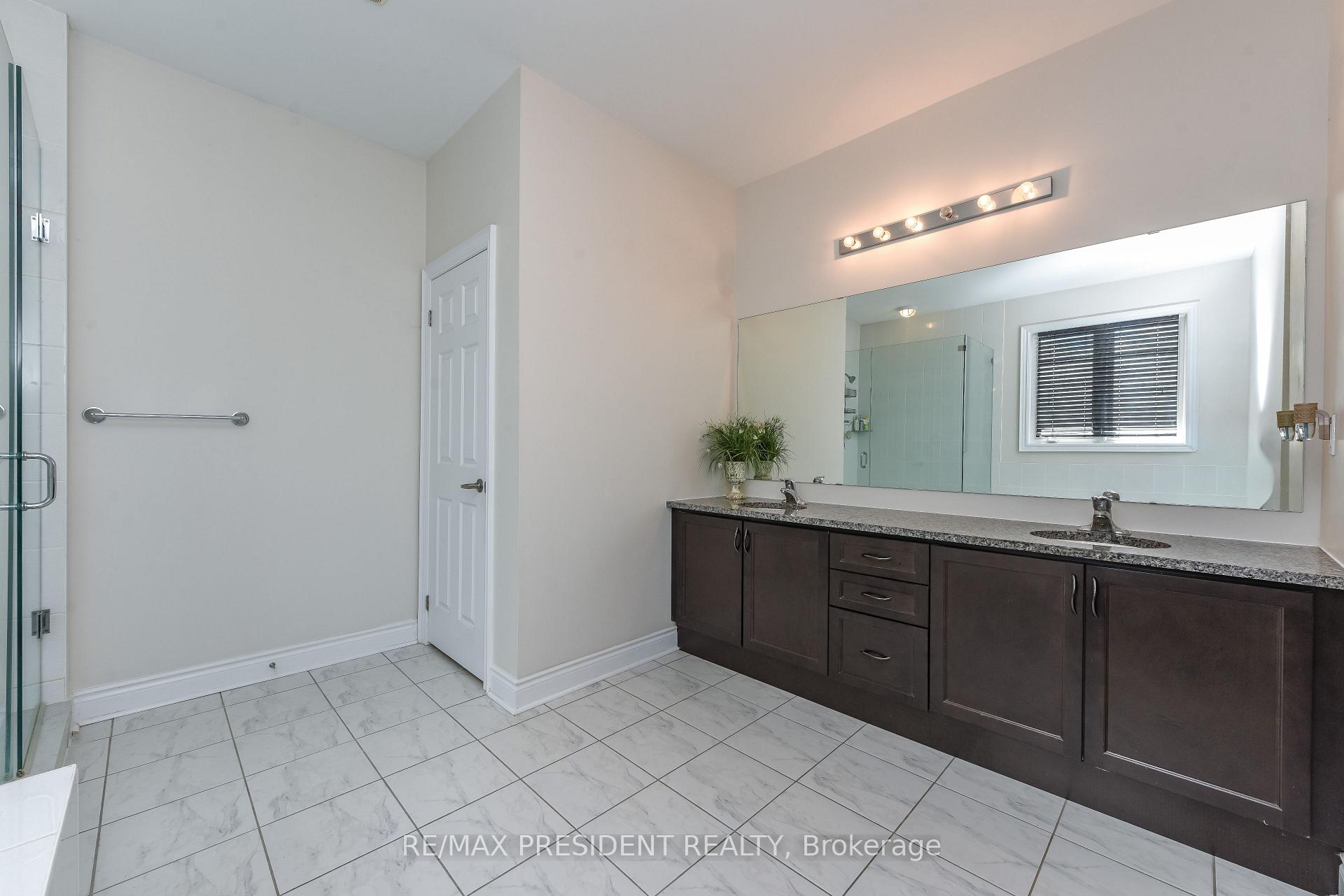 Photo 30 of 19 Jaypeak Road N, Brampton, Toronto Gore Rural Estate — HOMEH