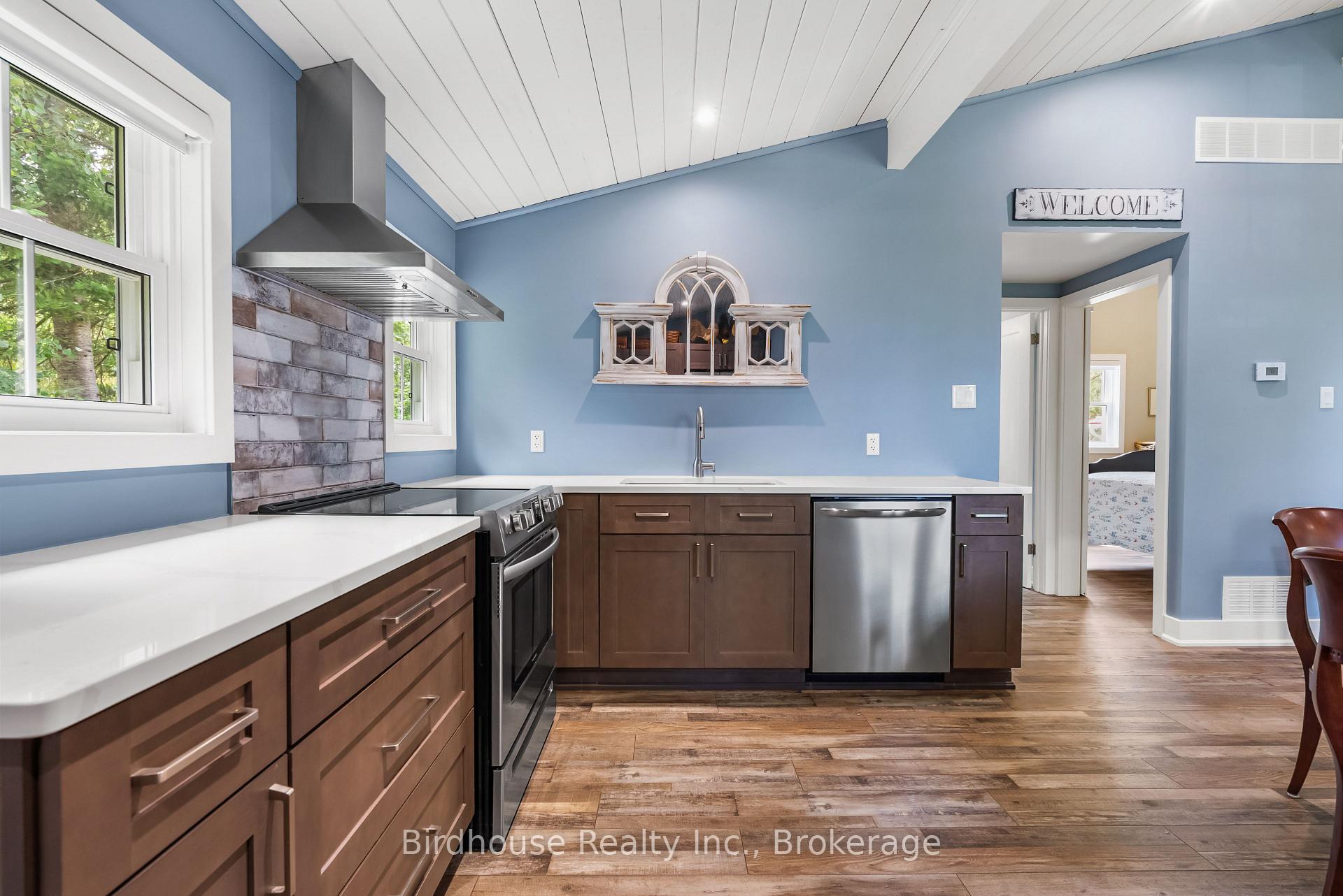 Photo 11 of 29 Goodman Road, Kawartha Lakes, Fenelon Falls — HOMEH