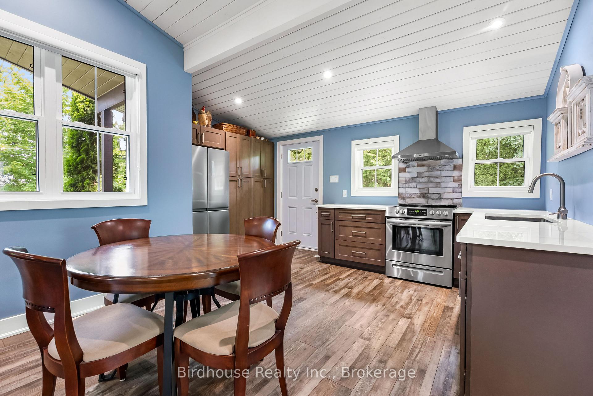 Photo 13 of 29 Goodman Road, Kawartha Lakes, Fenelon Falls — HOMEH