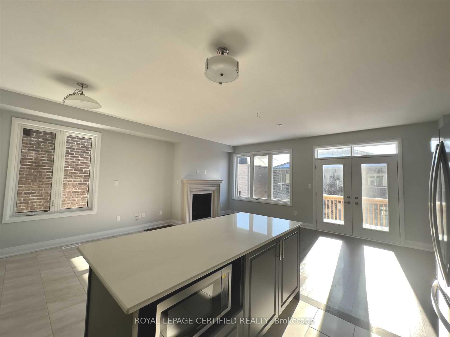 Photo 4 of 30 Periwinkle Road, Springwater, Midhurst — HOMEH