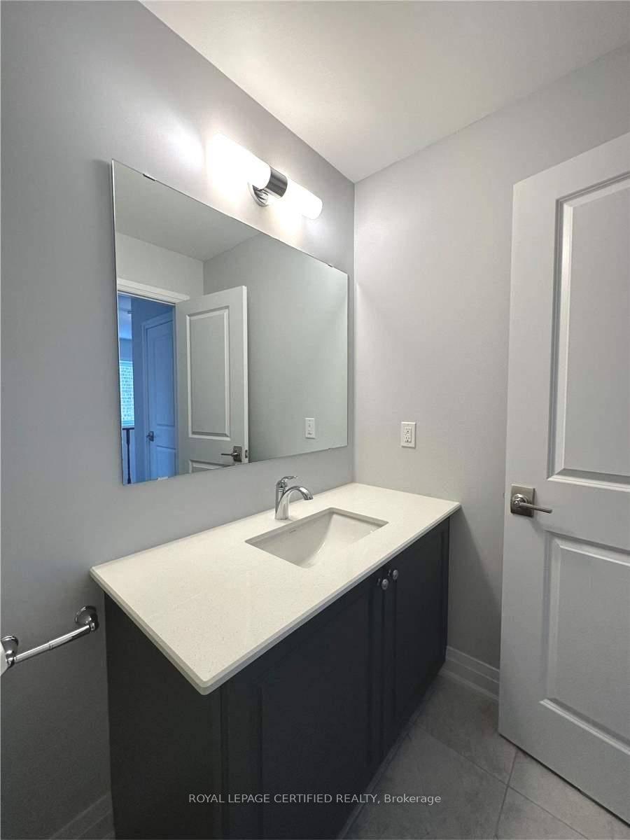 Photo 19 of 30 Periwinkle Road, Springwater, Midhurst — HOMEH