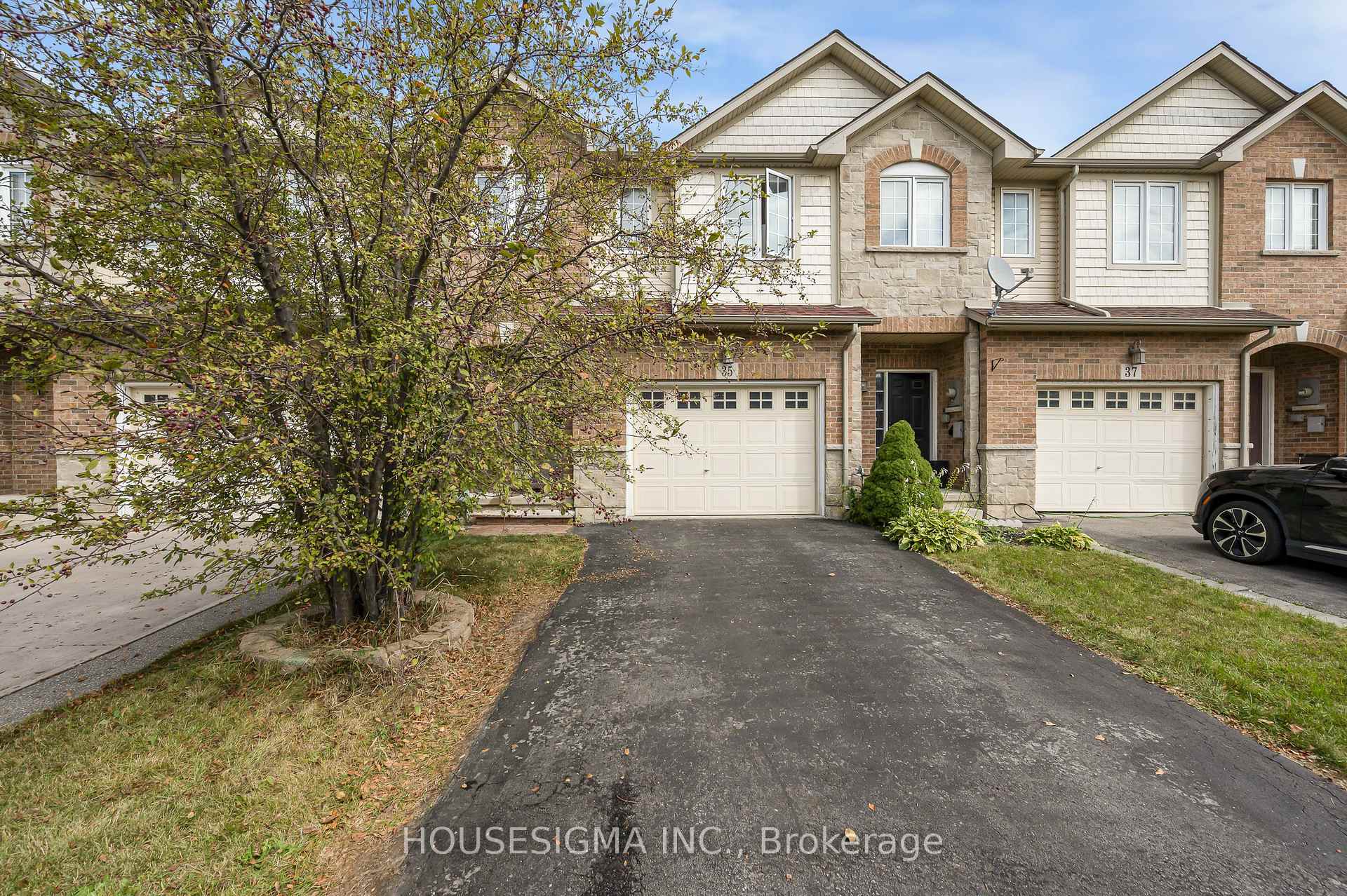 Photo of 35 Palacebeach Trail