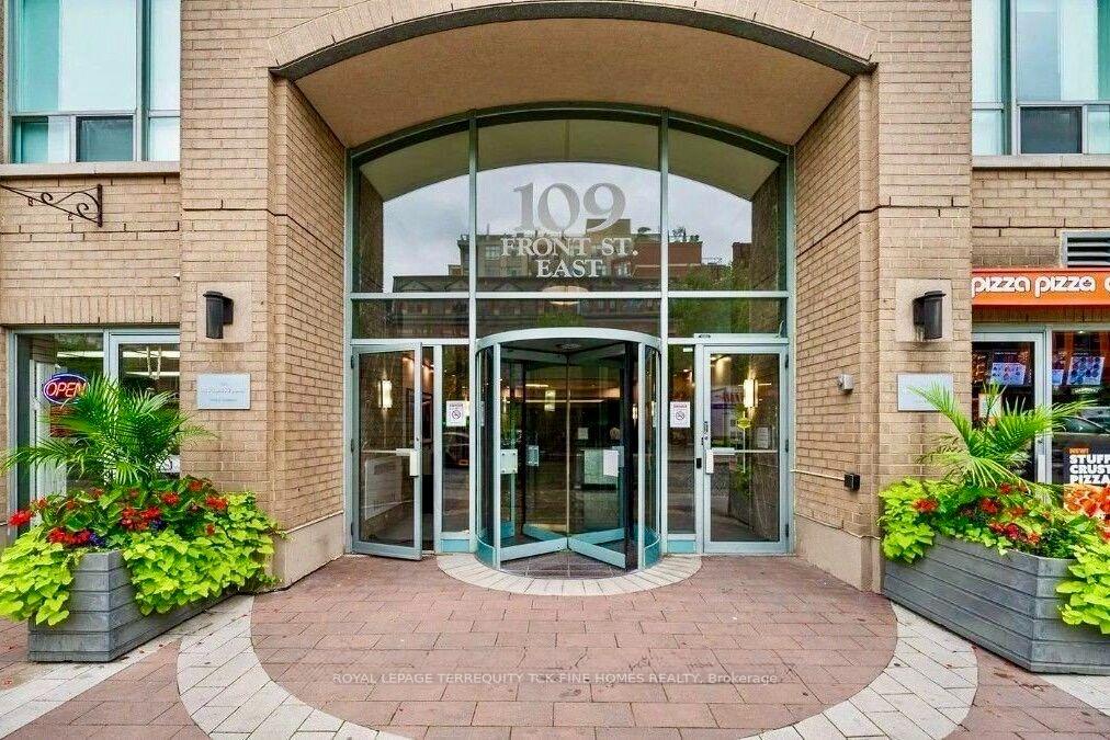 Photo 2 of Unit 446, 109 Front Street E, Toronto, Moss Park — HOMEH