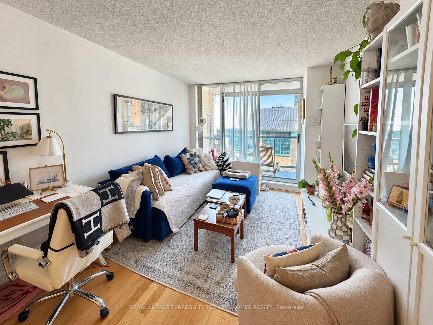 Photo 6 of Unit 446, 109 Front Street E, Toronto, Moss Park — HOMEH
