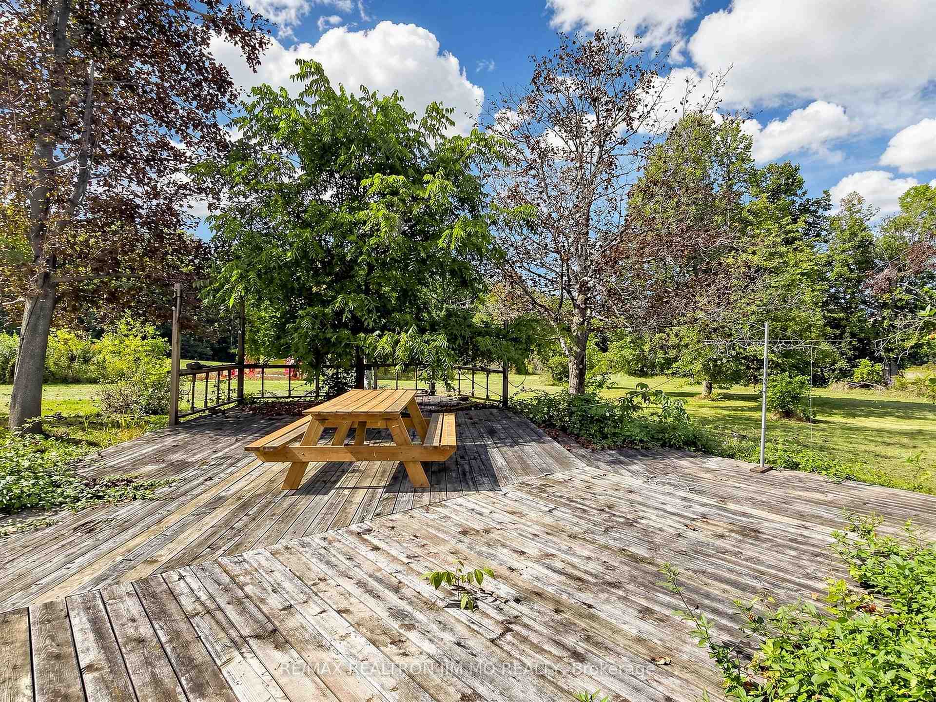 Photo 5 of 660 Fourth Line, Otonabee-South Monaghan — HOMEH
