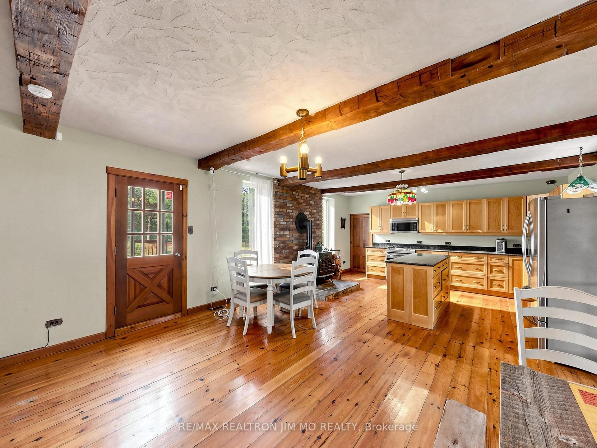 Photo 11 of 660 Fourth Line, Otonabee-South Monaghan — HOMEH