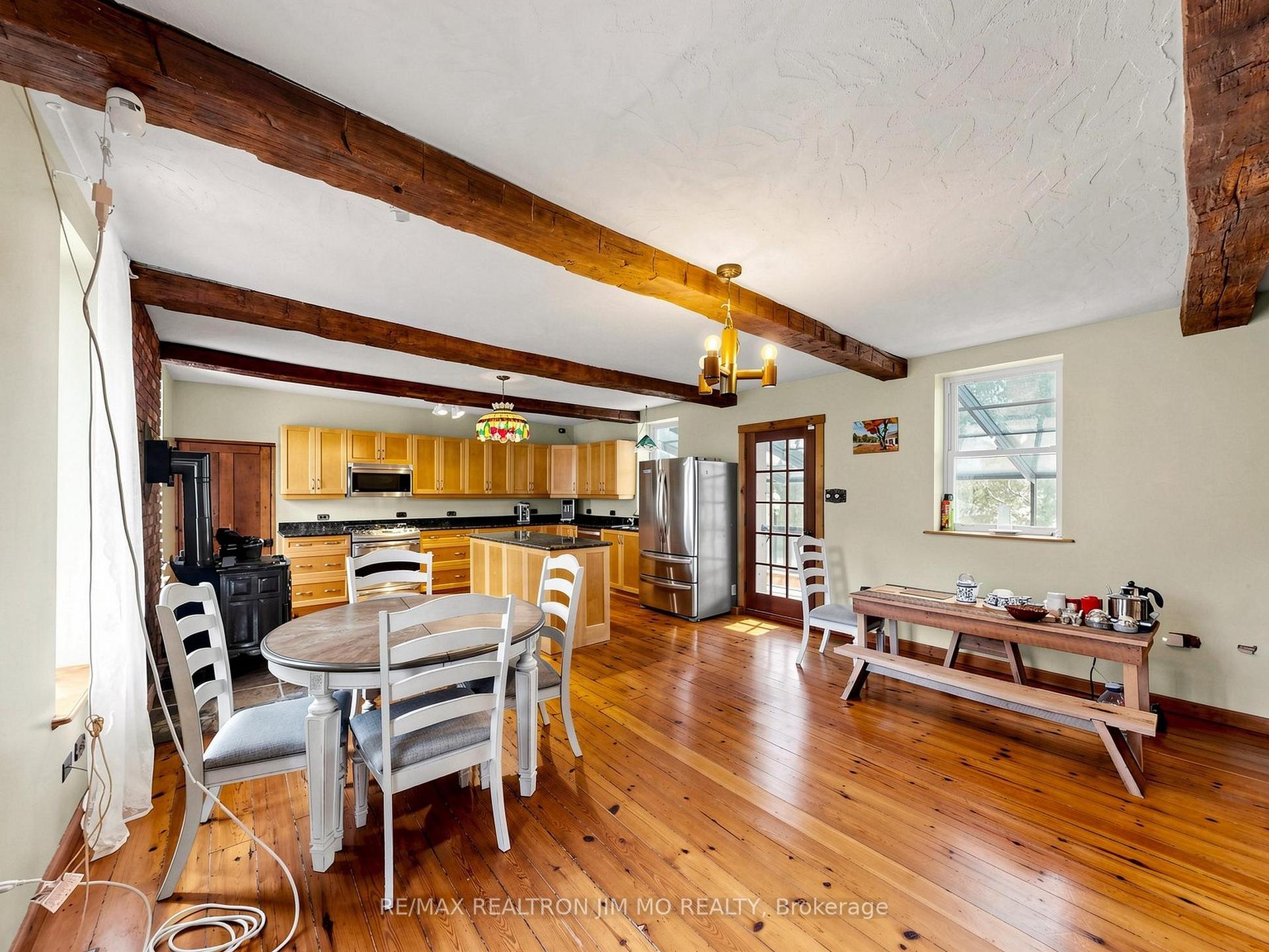 Photo 12 of 660 Fourth Line, Otonabee-South Monaghan — HOMEH