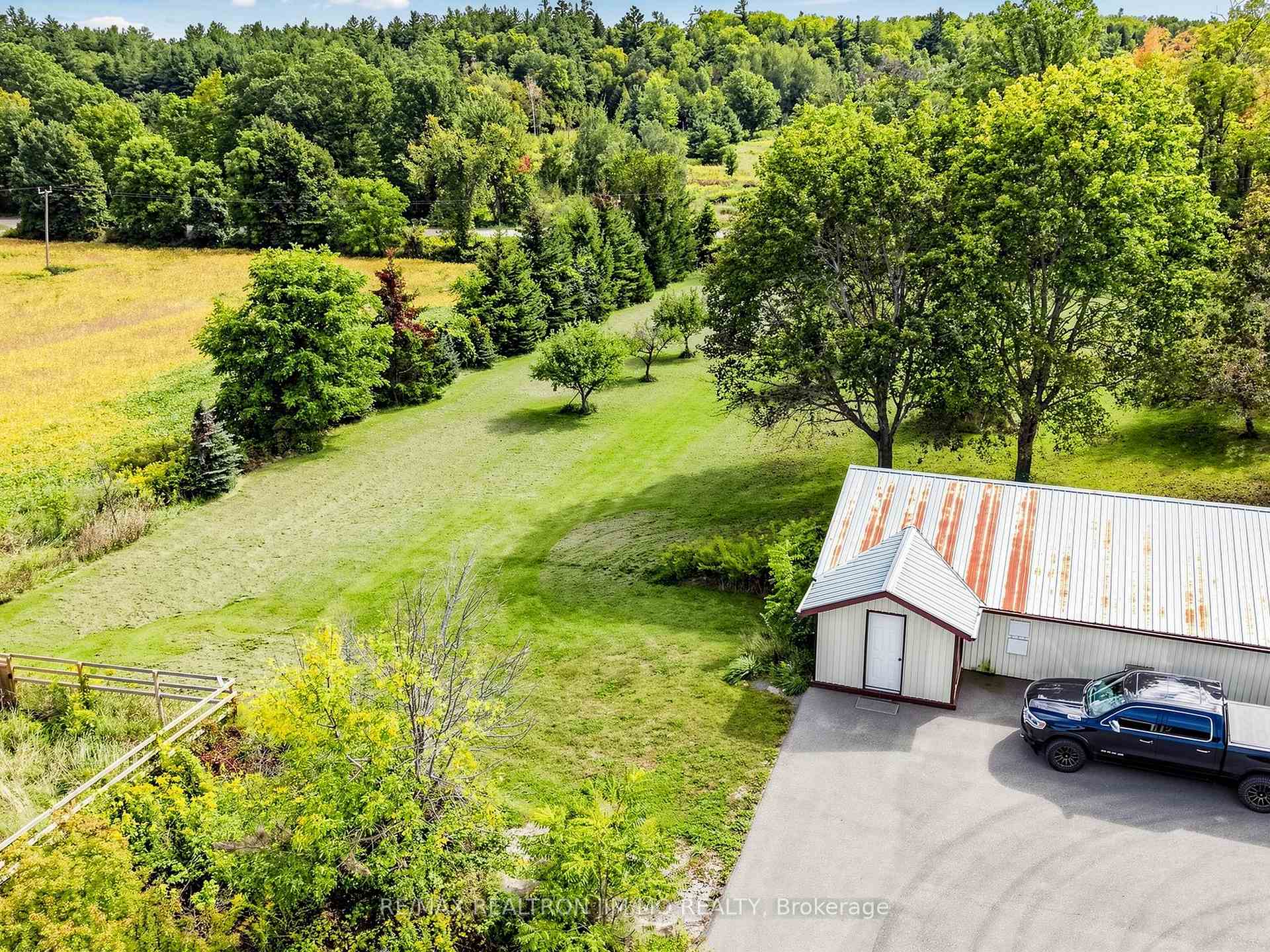Photo 42 of 660 Fourth Line, Otonabee-South Monaghan — HOMEH