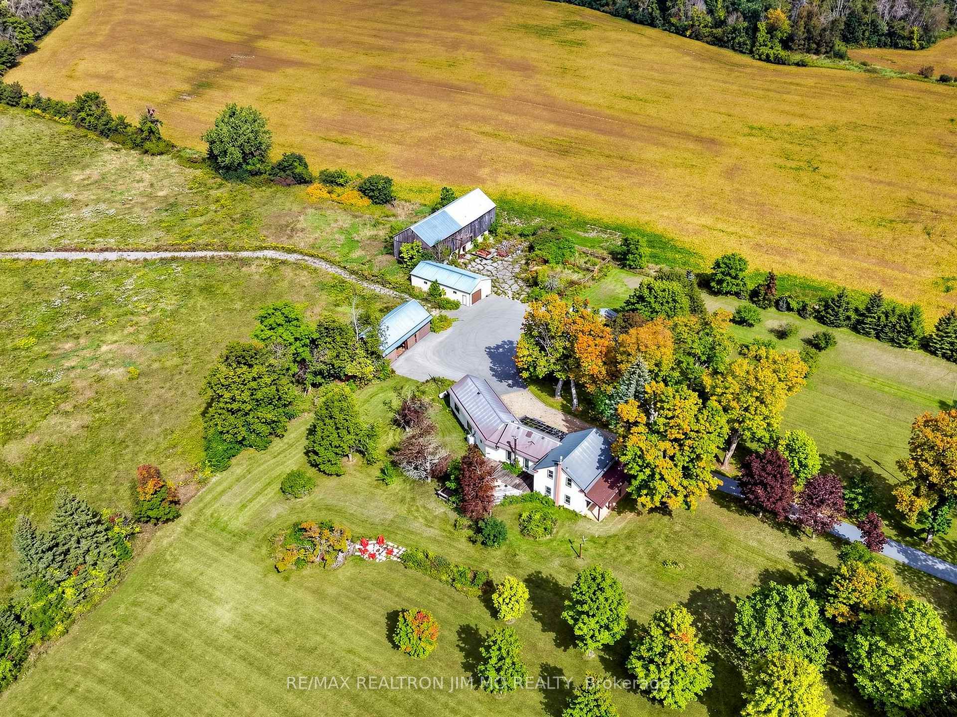Photo 44 of 660 Fourth Line, Otonabee-South Monaghan — HOMEH