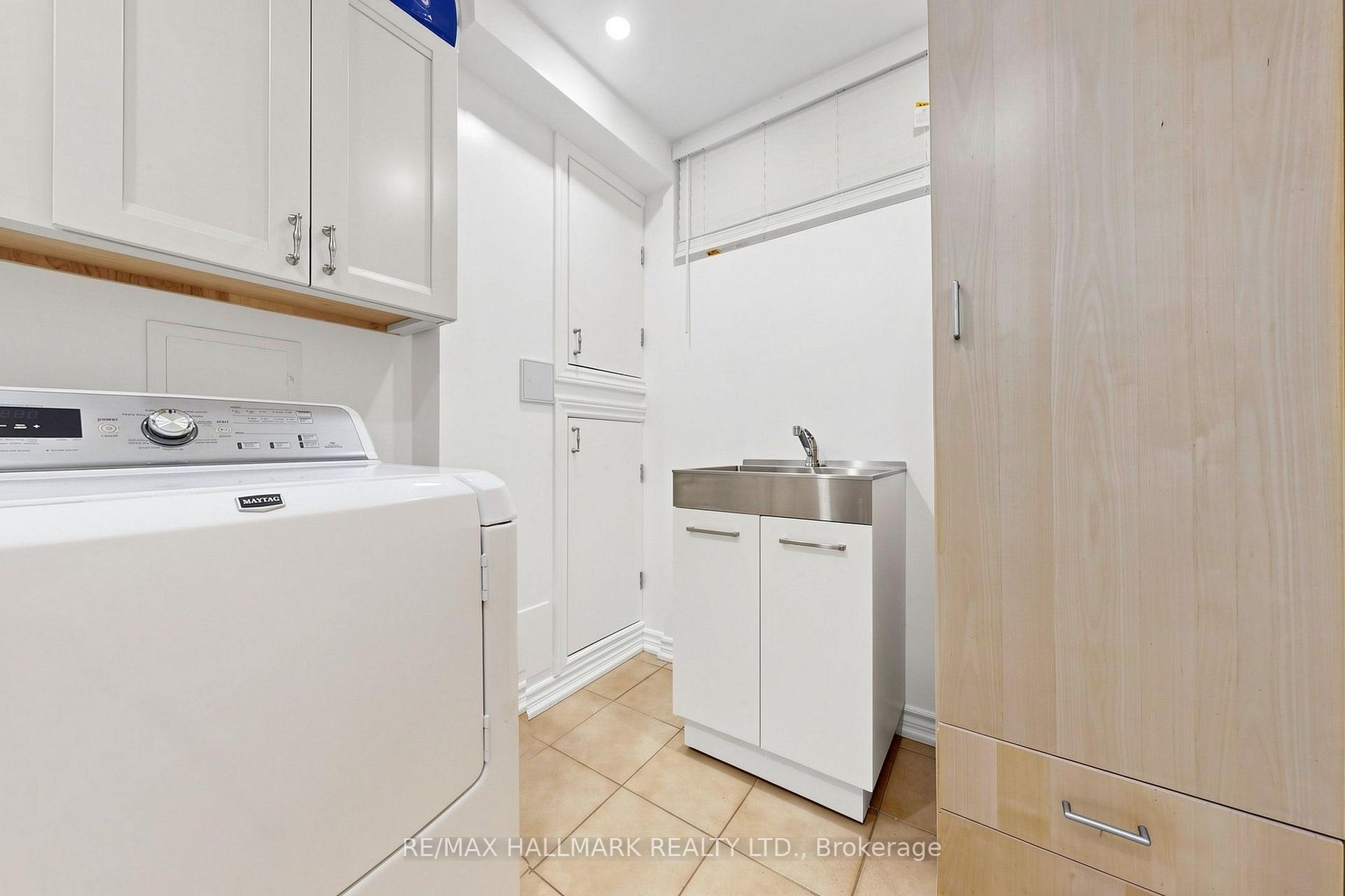 Photo 34 of 96B Laurel Avenue, Scarborough, Kennedy Park — HOMEH