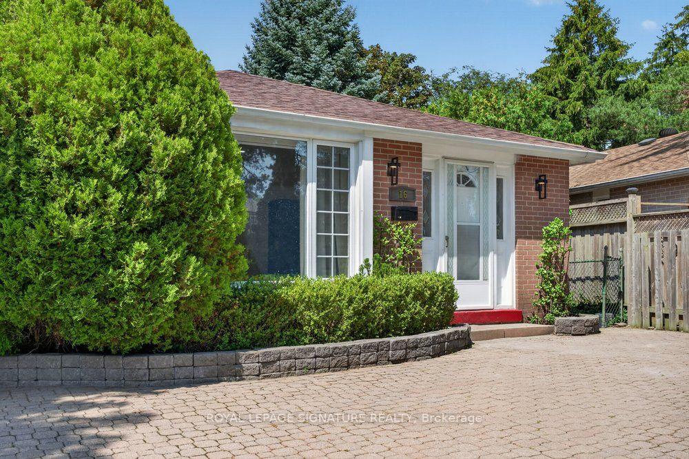 Photo 3 of 16 Earswick Drive, Scarborough, Guildwood — HOMEH