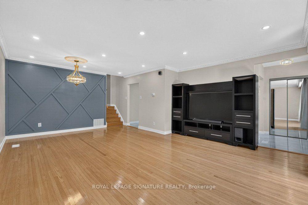 Photo 7 of 16 Earswick Drive, Scarborough, Guildwood — HOMEH