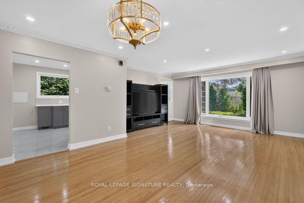 Photo 10 of 16 Earswick Drive, Scarborough, Guildwood — HOMEH