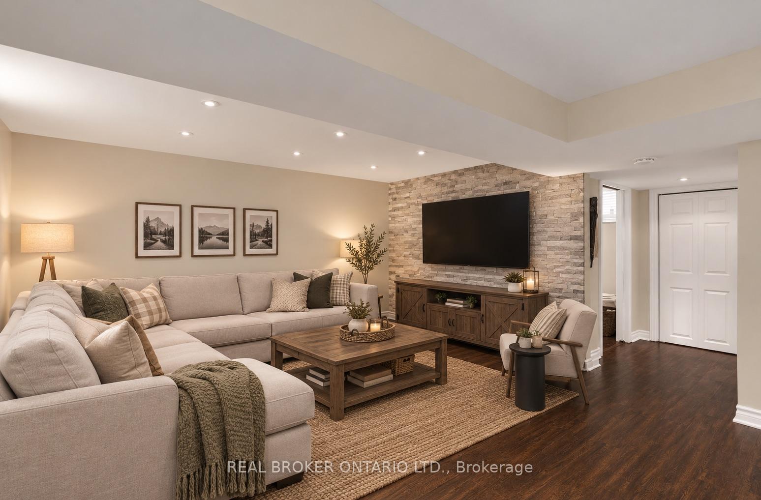 Photo 11 of 213 Centre Street, Essa, Angus — HOMEH