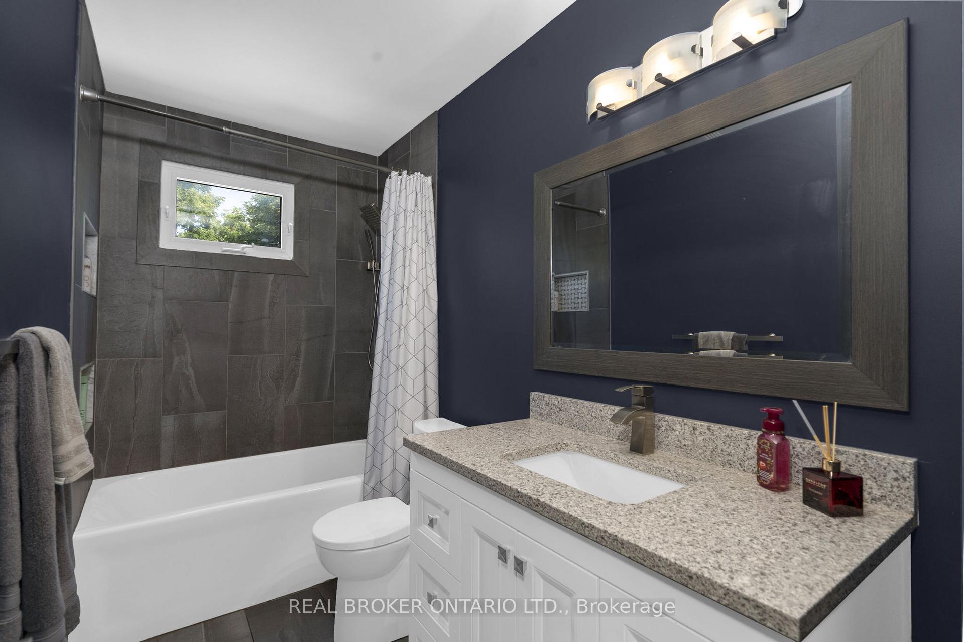 Photo 16 of 213 Centre Street, Essa, Angus — HOMEH