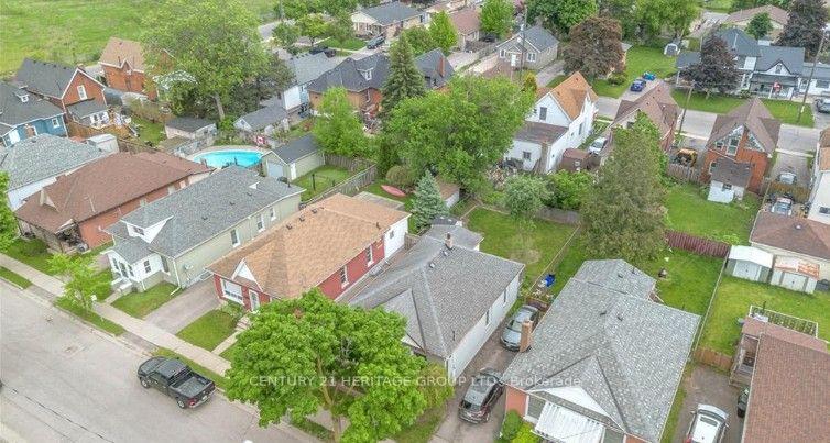 Photo 32 of 16 Ruth Street, Brantford, Eagle Place — HOMEH