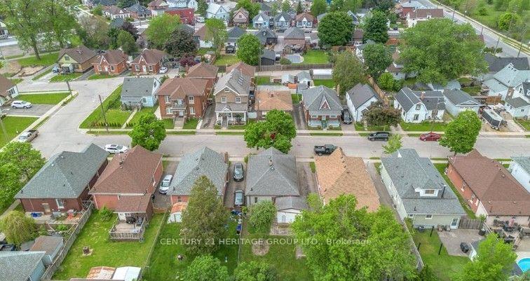 Photo 34 of 16 Ruth Street, Brantford, Eagle Place — HOMEH