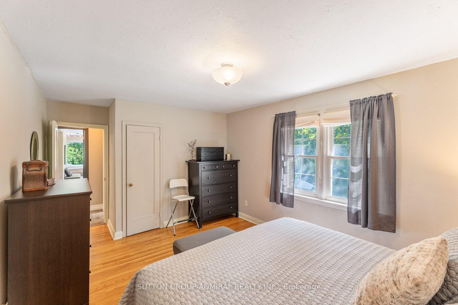 Photo 18 of 788 Allan Avenue, Newmarket, Gorham-College Manor — HOMEH