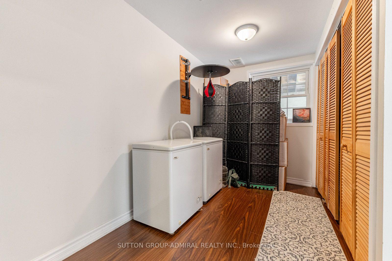 Photo 27 of 788 Allan Avenue, Newmarket, Gorham-College Manor — HOMEH